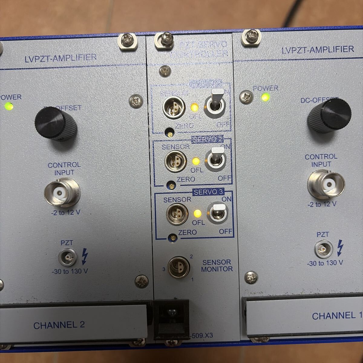 PI E-500 Modular Piezo Controller [m1218701801]