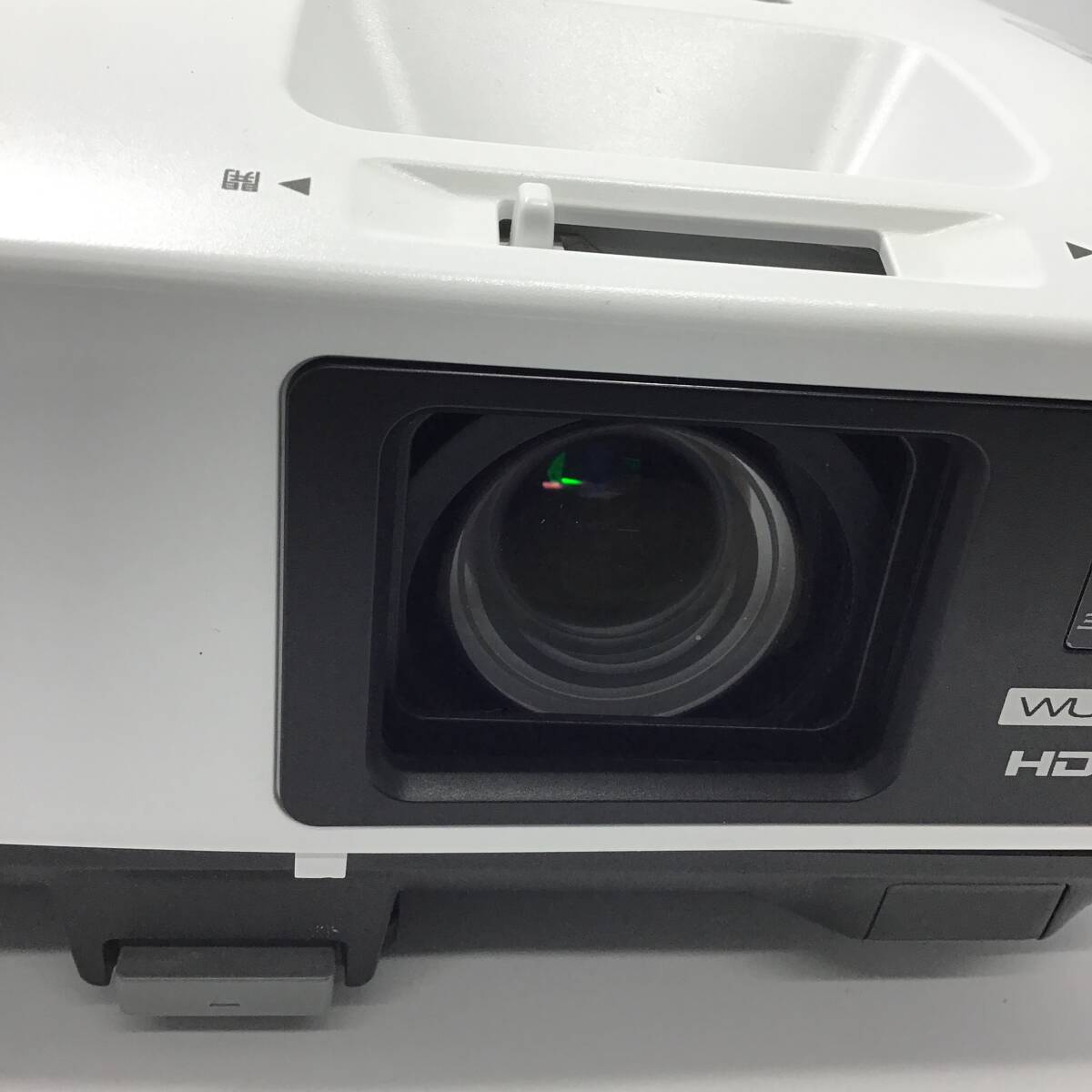 Epson EB-2265U Projector WUXGA 1920x1200 5500lm with Remote [d1218696657]