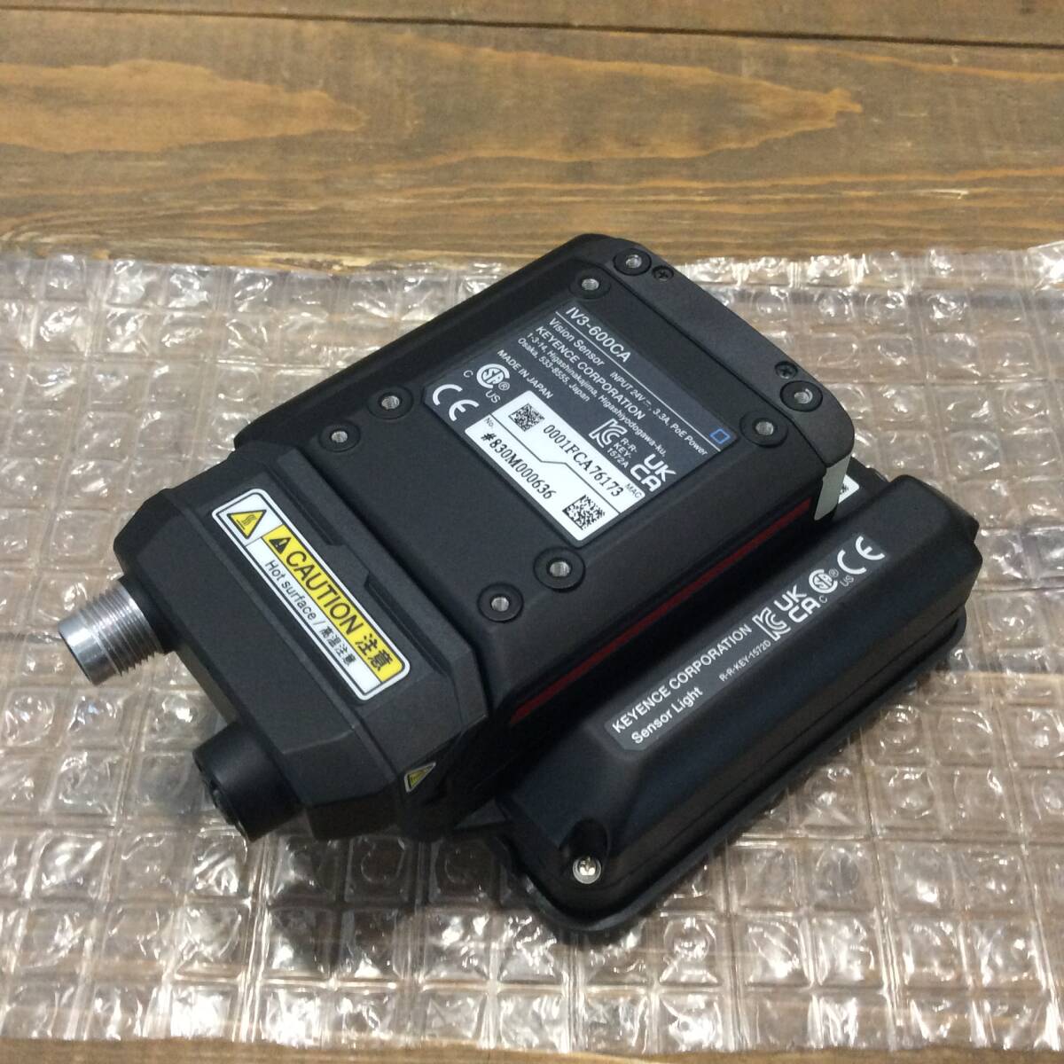 KEYENCE IV3-L6C Amplifier Built-in AI Imaging Lighting Unit Sensor Color AF Specification [e1218707606]