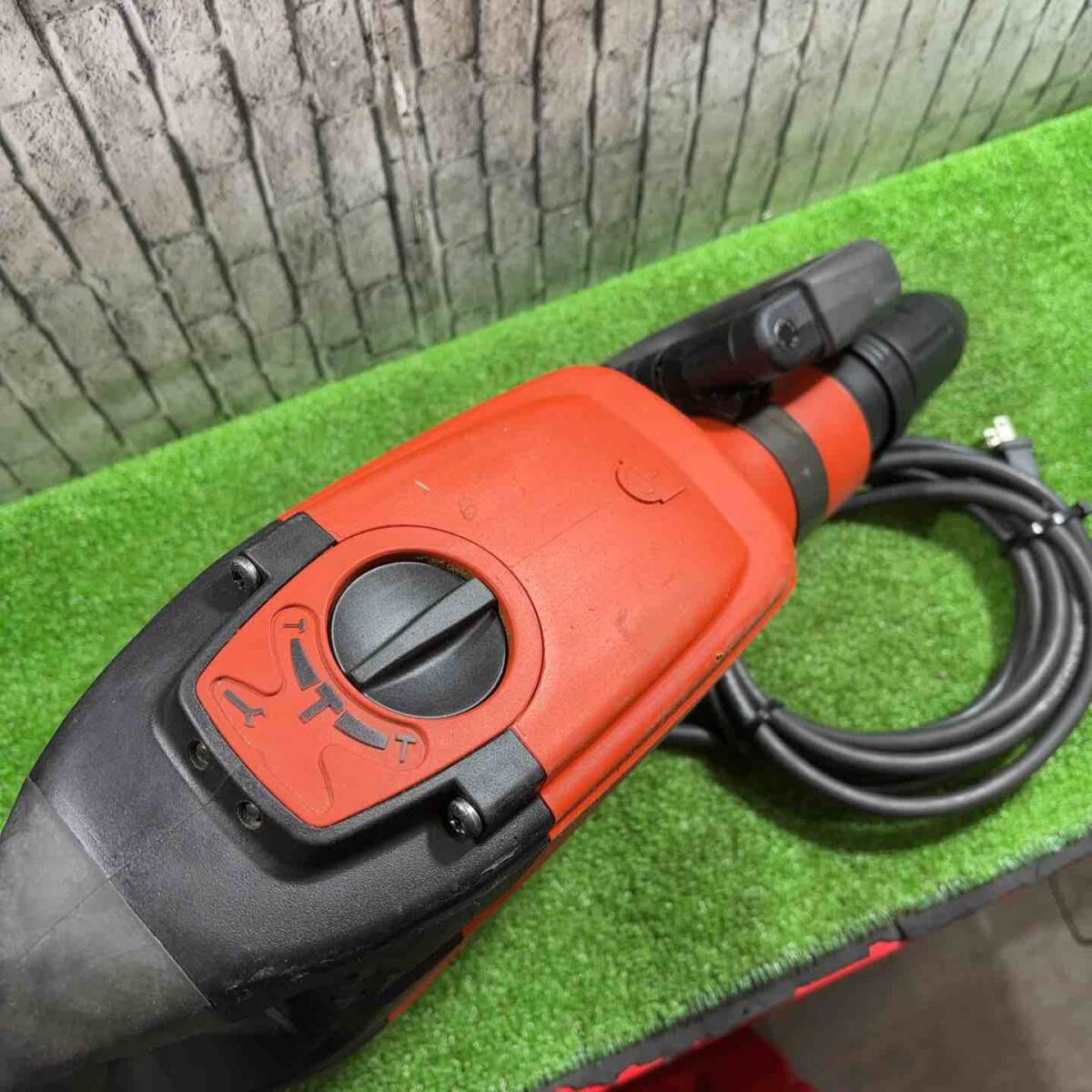 HILTI TE706-AVR Electric Breaker [u1218720364]