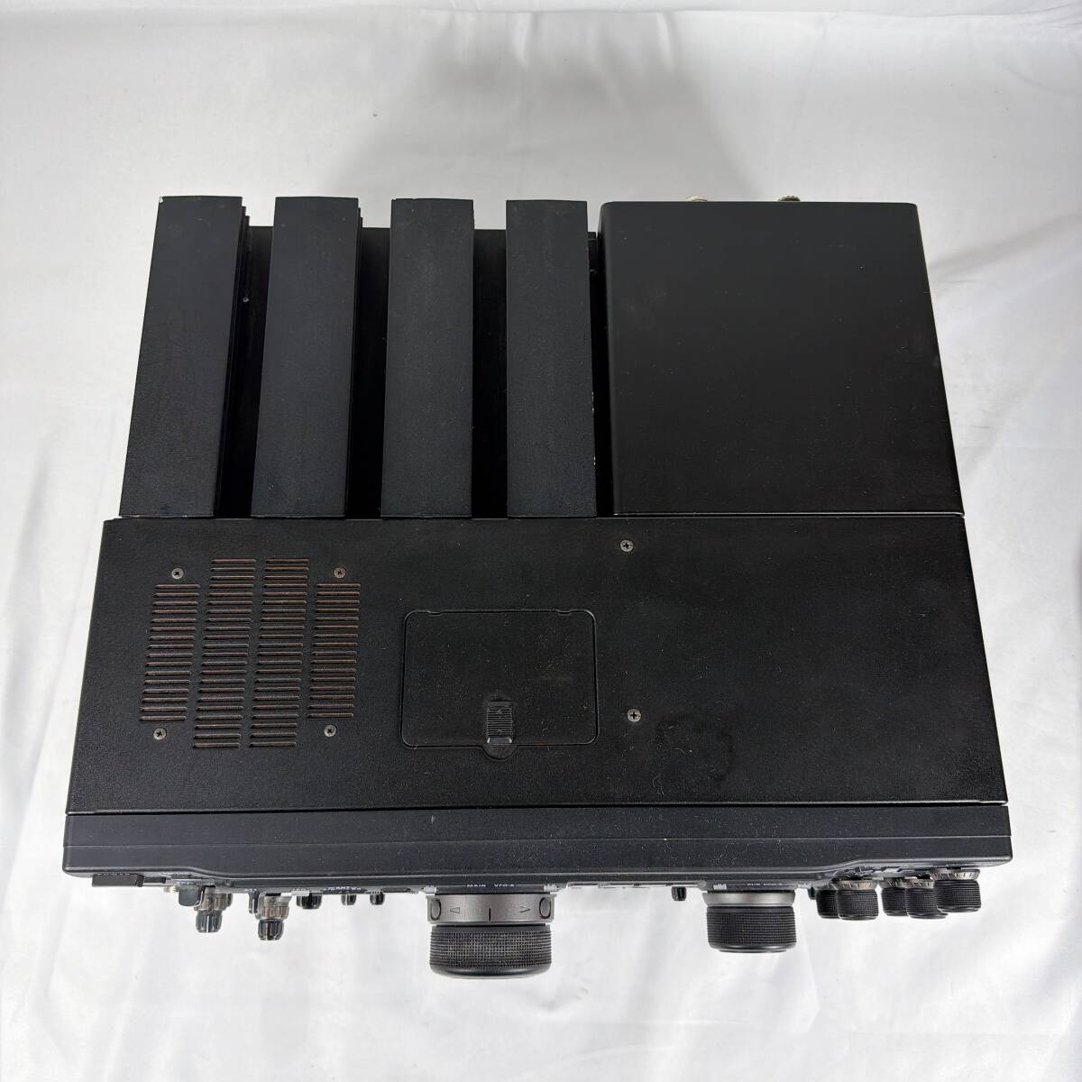 YAESU FT-1000MP MARK-V HF/50MHz 200W Transceiver [x1218810010]