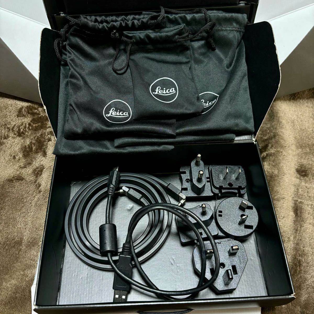 Leica TL Silver Body Mirrorless Camera [x1218834442]