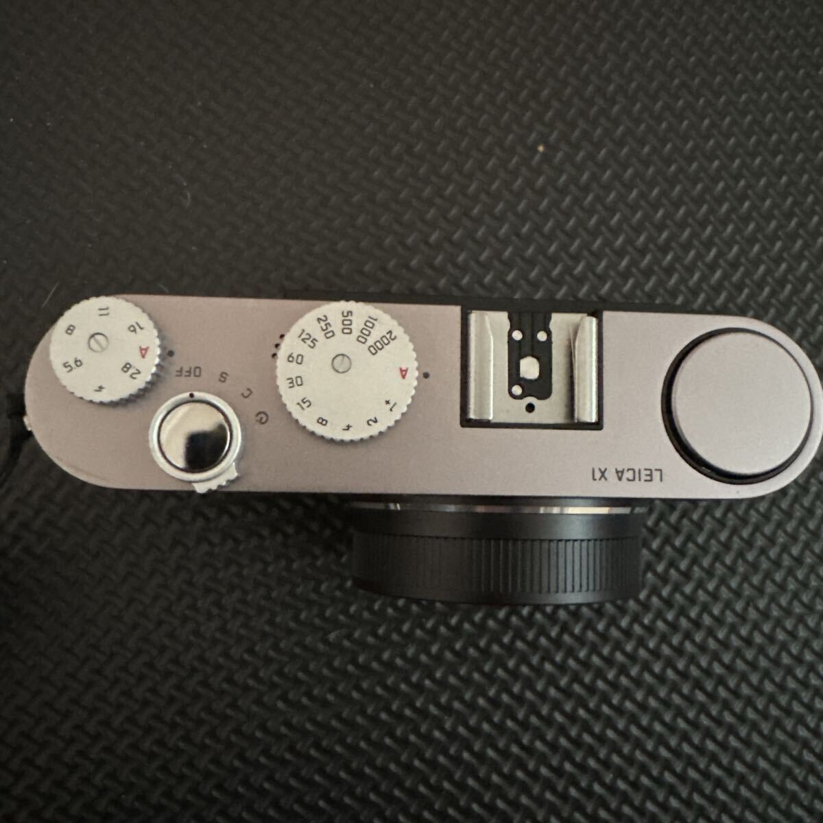 Leica X1 Digital Camera Silver [f1219050996]