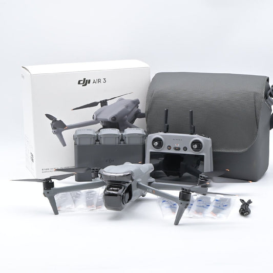 DJI Air 3 Fly More Combo Drone [v1219151059]