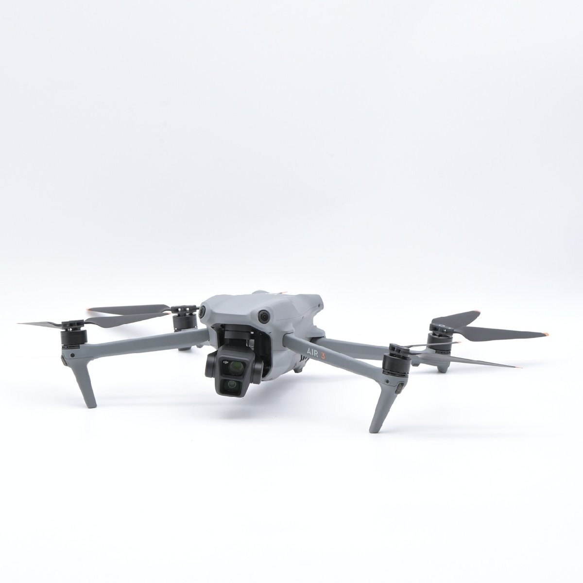 DJI Air 3 Fly More Combo Drone [v1219151059]
