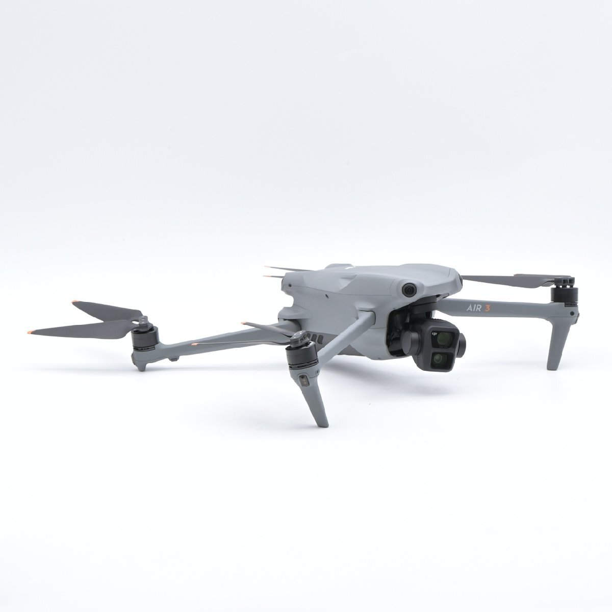 DJI Air 3 Fly More Combo Drone [v1219151059]