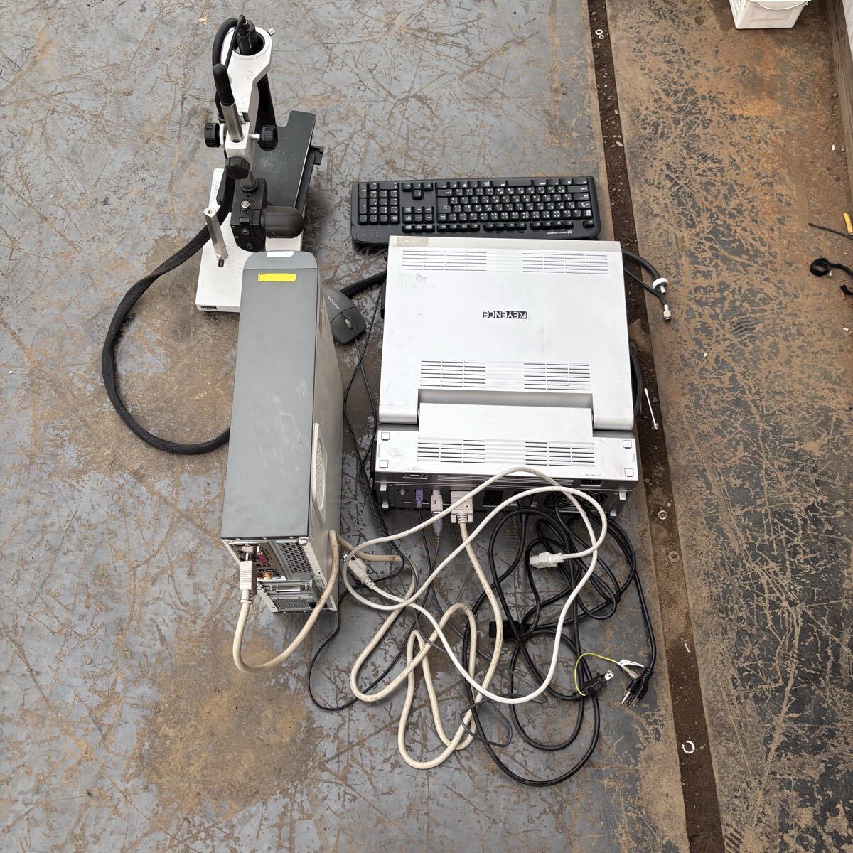 KEYENCE VH-8000 Microscope Stand with Zoom Lens [e1219171534]