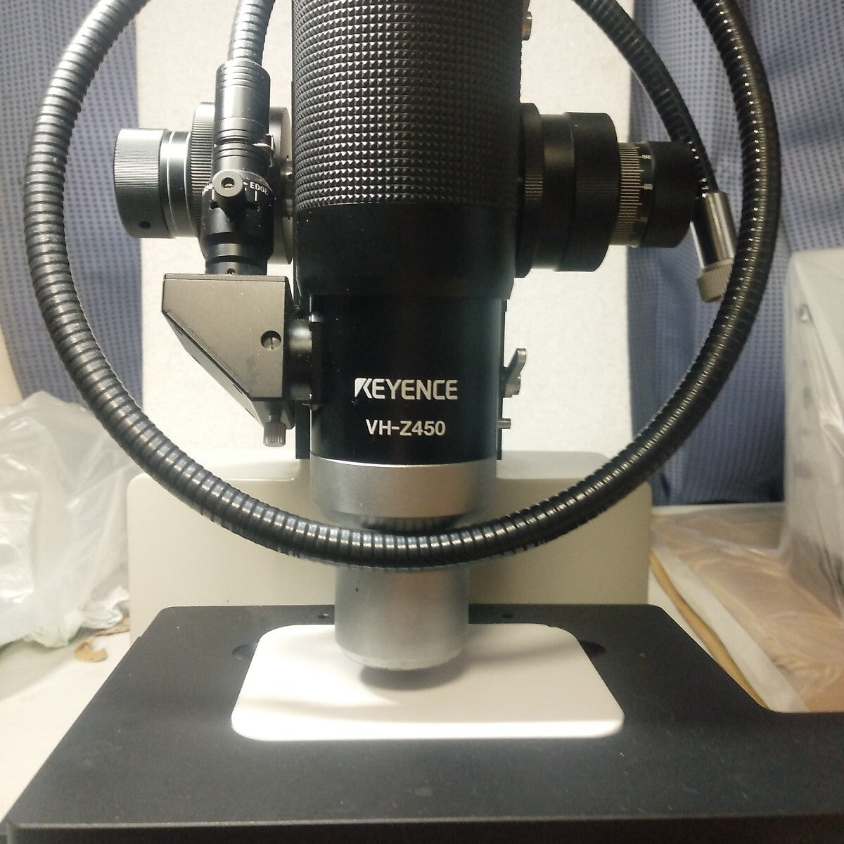 Keyence VH-Z450 Microscope with VH-S5 and 3000x Zoom Lens [m1219373394]