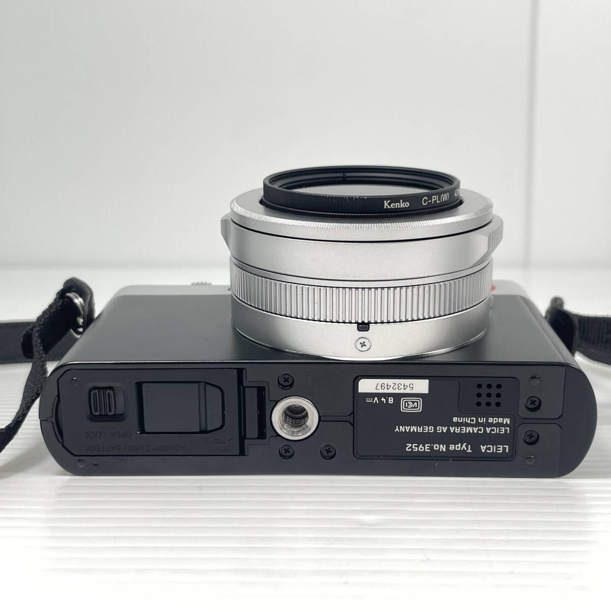 LEICA D-LUX7 Compact Digital Camera DC VARIO-SUMMILUX 1:1.7-2.8/10.9-34 [k1220201136]