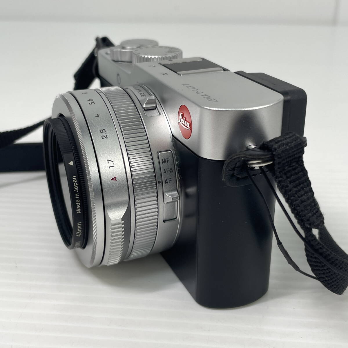 LEICA D-LUX7 Compact Digital Camera DC VARIO-SUMMILUX 1:1.7-2.8/10.9-34 [k1220201136]