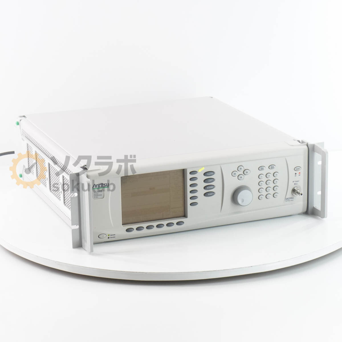 Anritsu MG3695B Signal Generator [b1220477534]