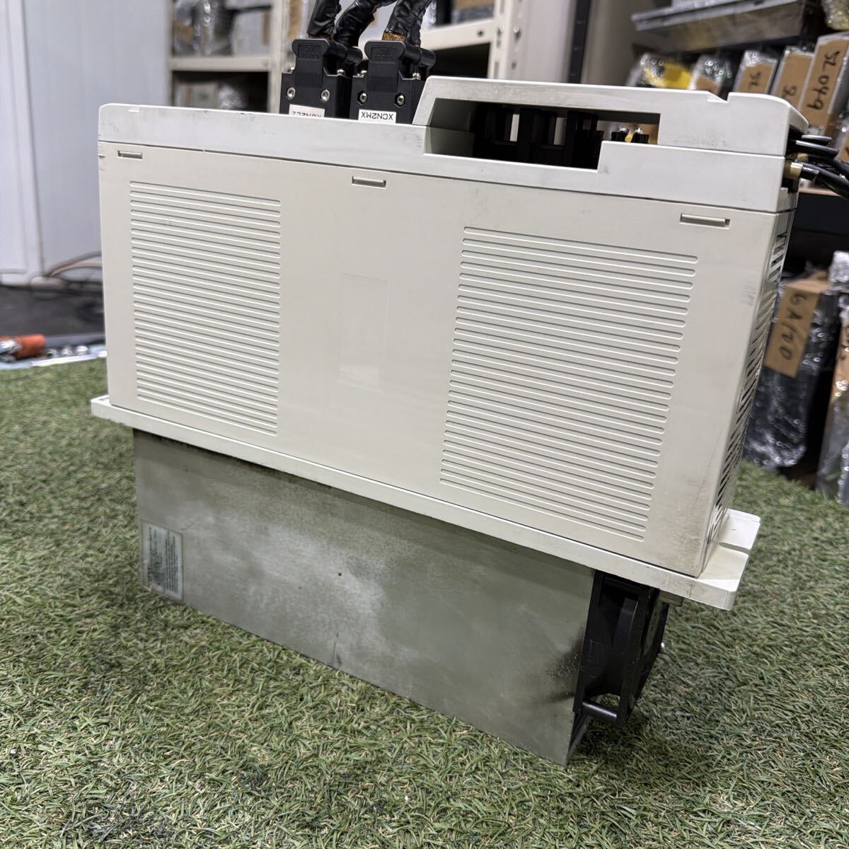 Mitsubishi Electric MDS-B-V2-3520 Servo Driver [e1221569229]