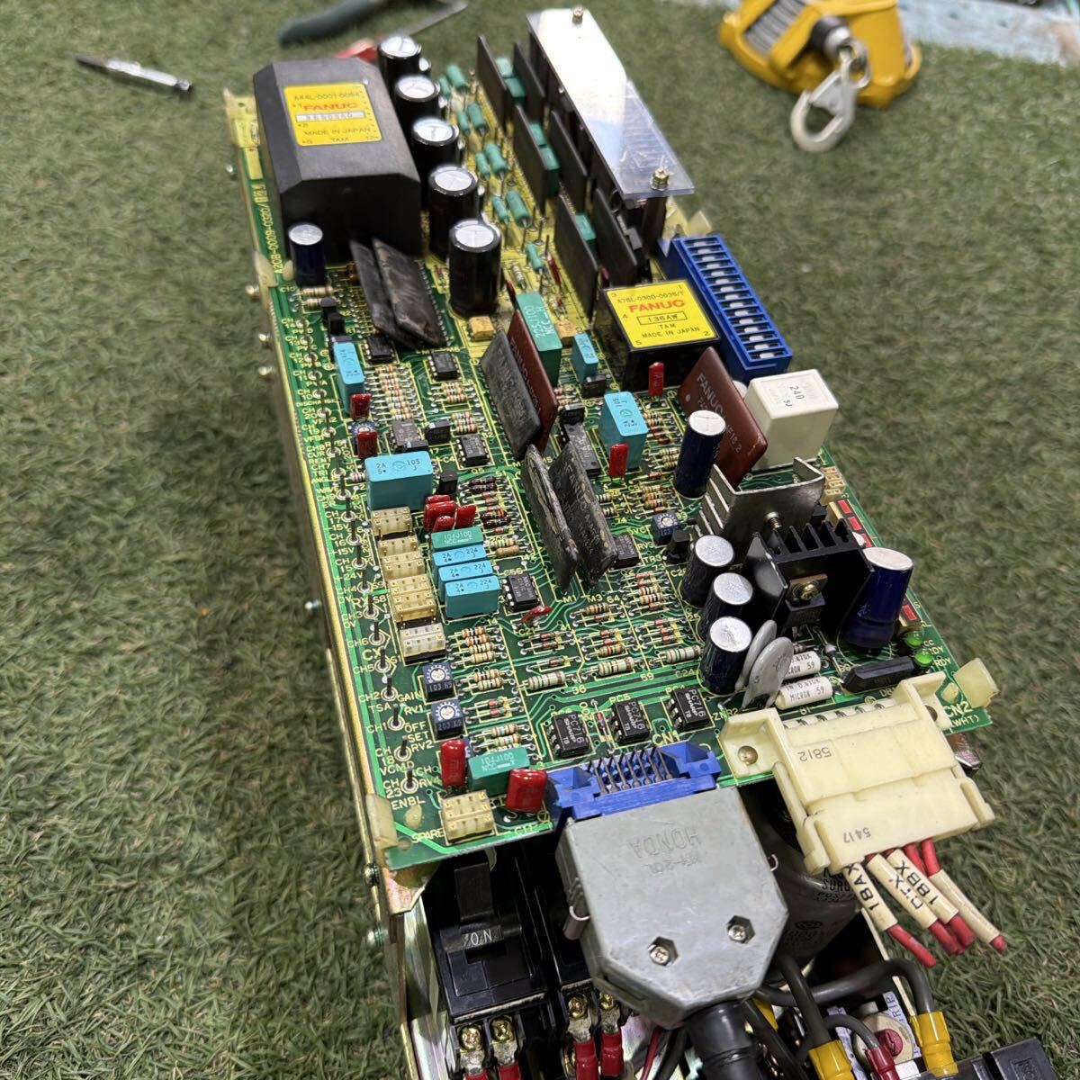FANUC A06B-6047-H004 Velocity Control Unit [v1221812529]