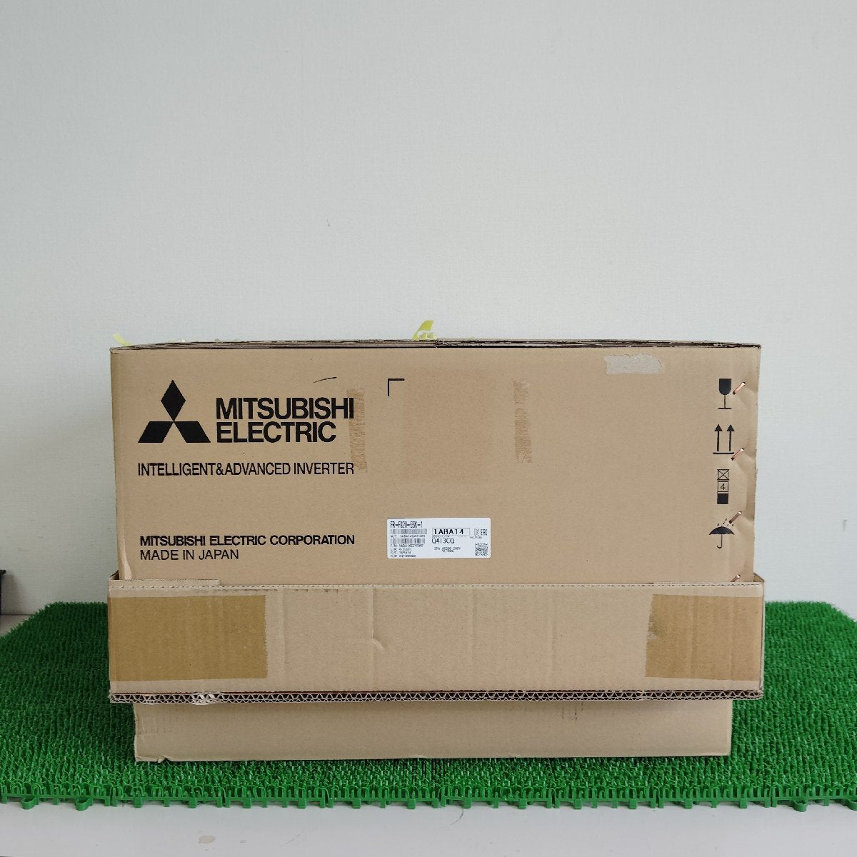 Mitsubishi Electric FR-F820-55K-1 Inverter (open box) [w1225093863]