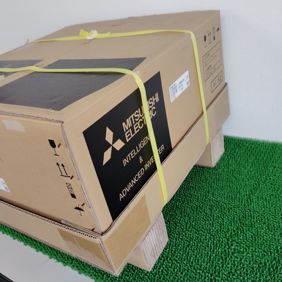 Mitsubishi Electric FR-F820-55K-1 Inverter (open box) [w1225093863]