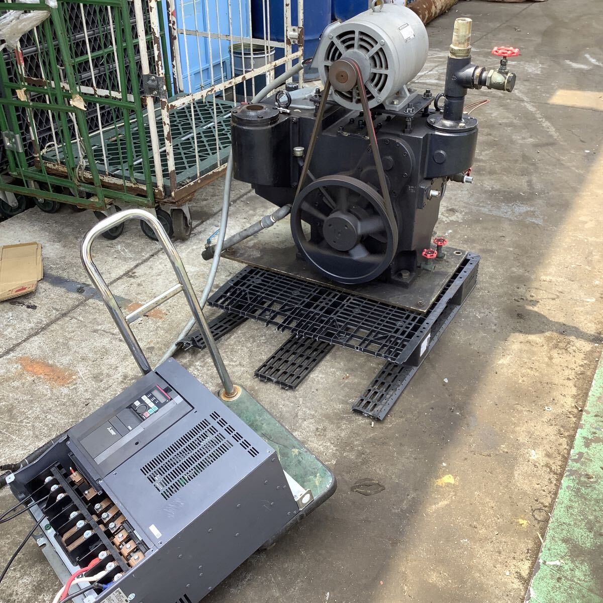 Mitsubishi Electric FR-F820-55K-1 Inverter 55kW [f1226851442]