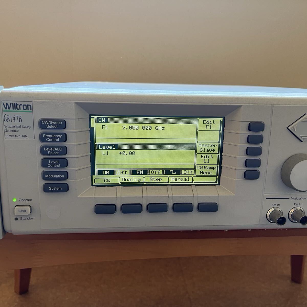 Anritsu Wiltron 68147B Synthesized Sweep Generator 10MHz-20GHz [e1226916327]
