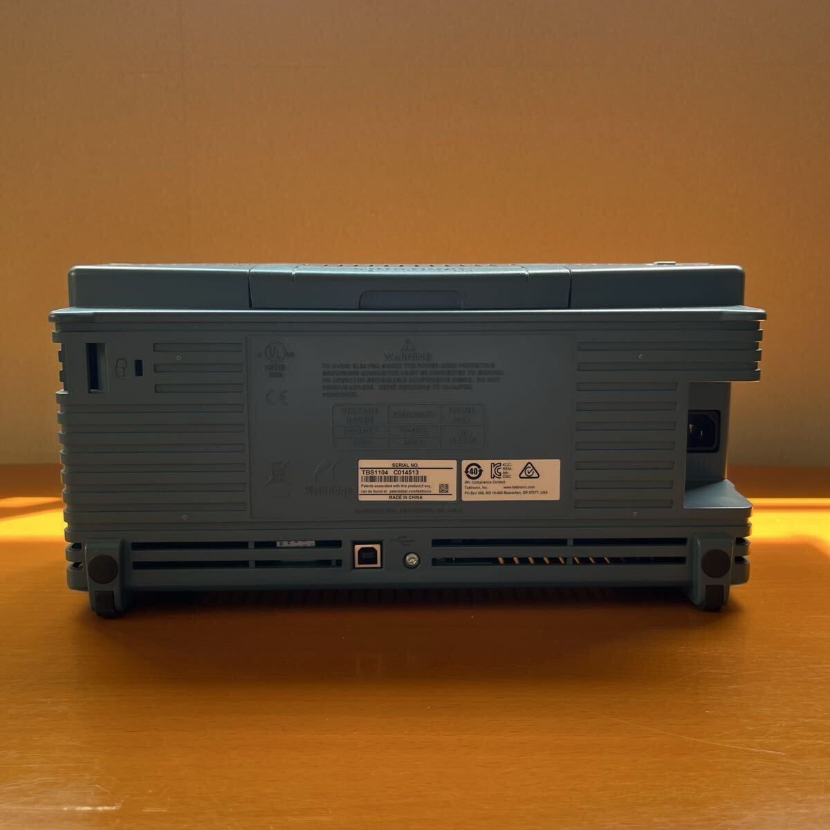 Tektronix TBS1104 Four Channel Digital Storage Oscilloscope [f1227176646]