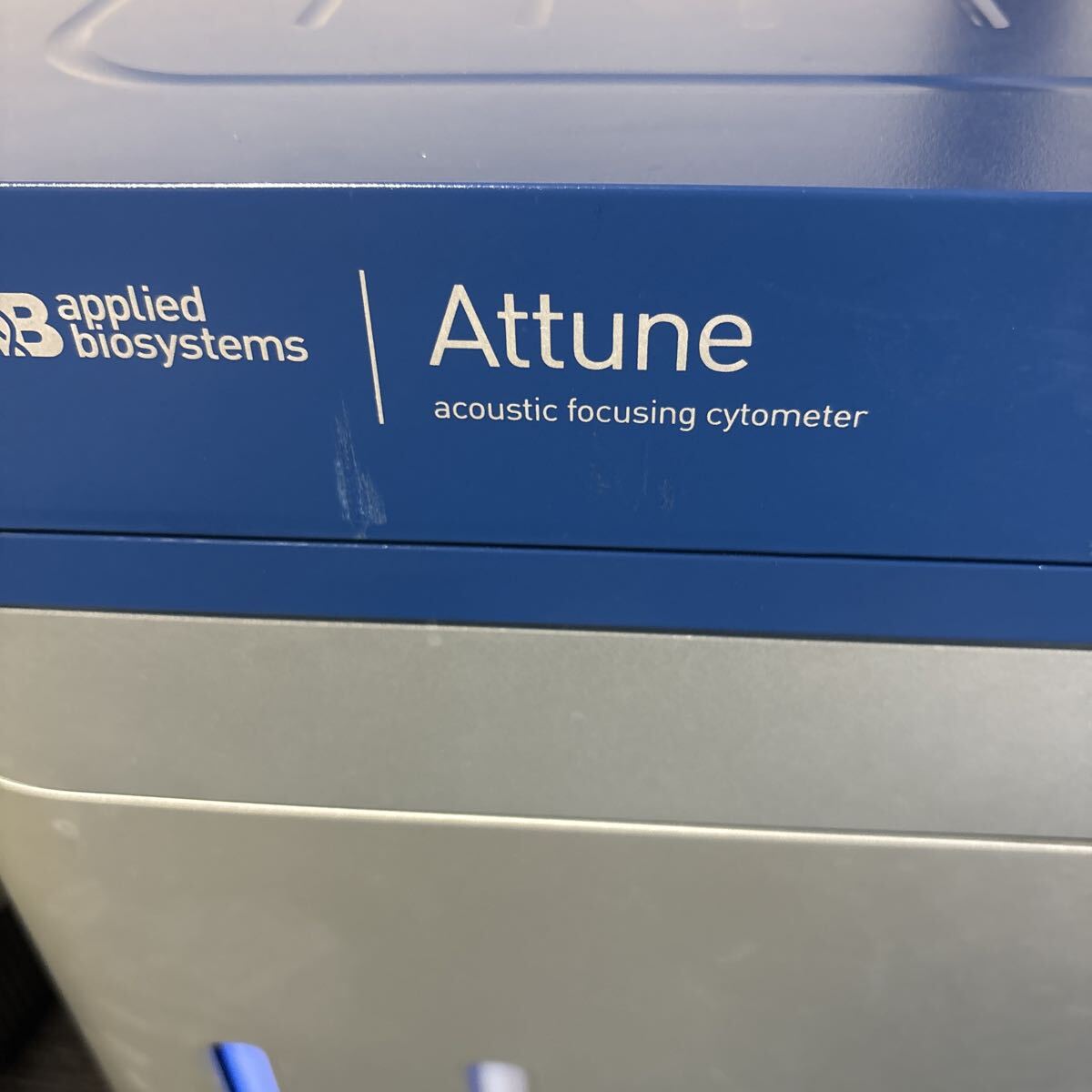 Applied Biosystems Attune Acoustic Focusing Cytometer (as-is) [p1227331076]
