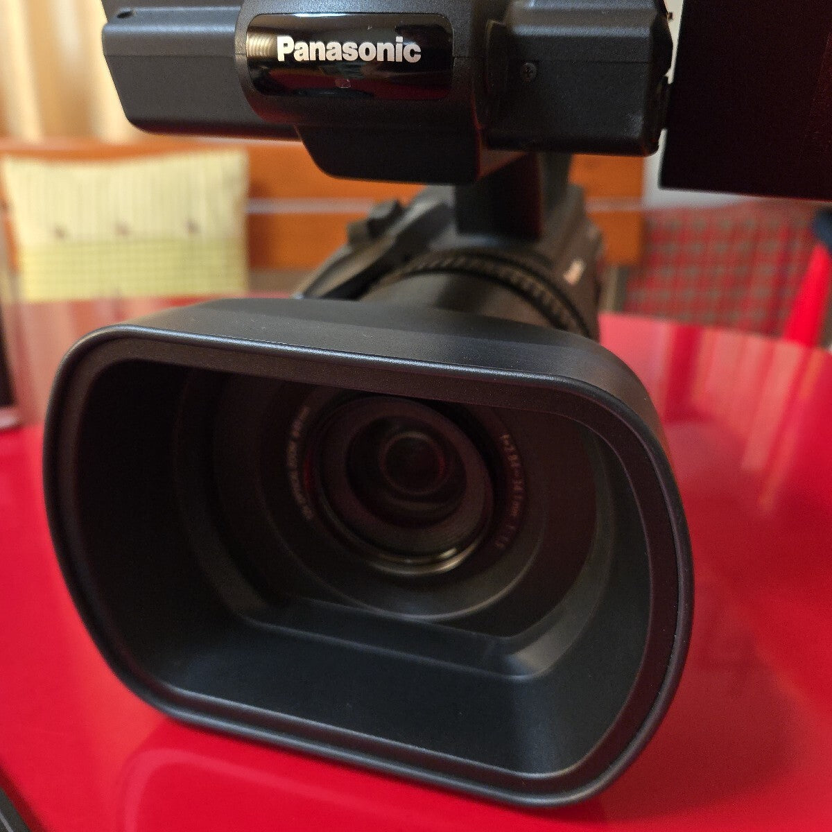 Panasonic AG-AC90 Professional Camera with 4 Batteries and Filter [h1228019019]