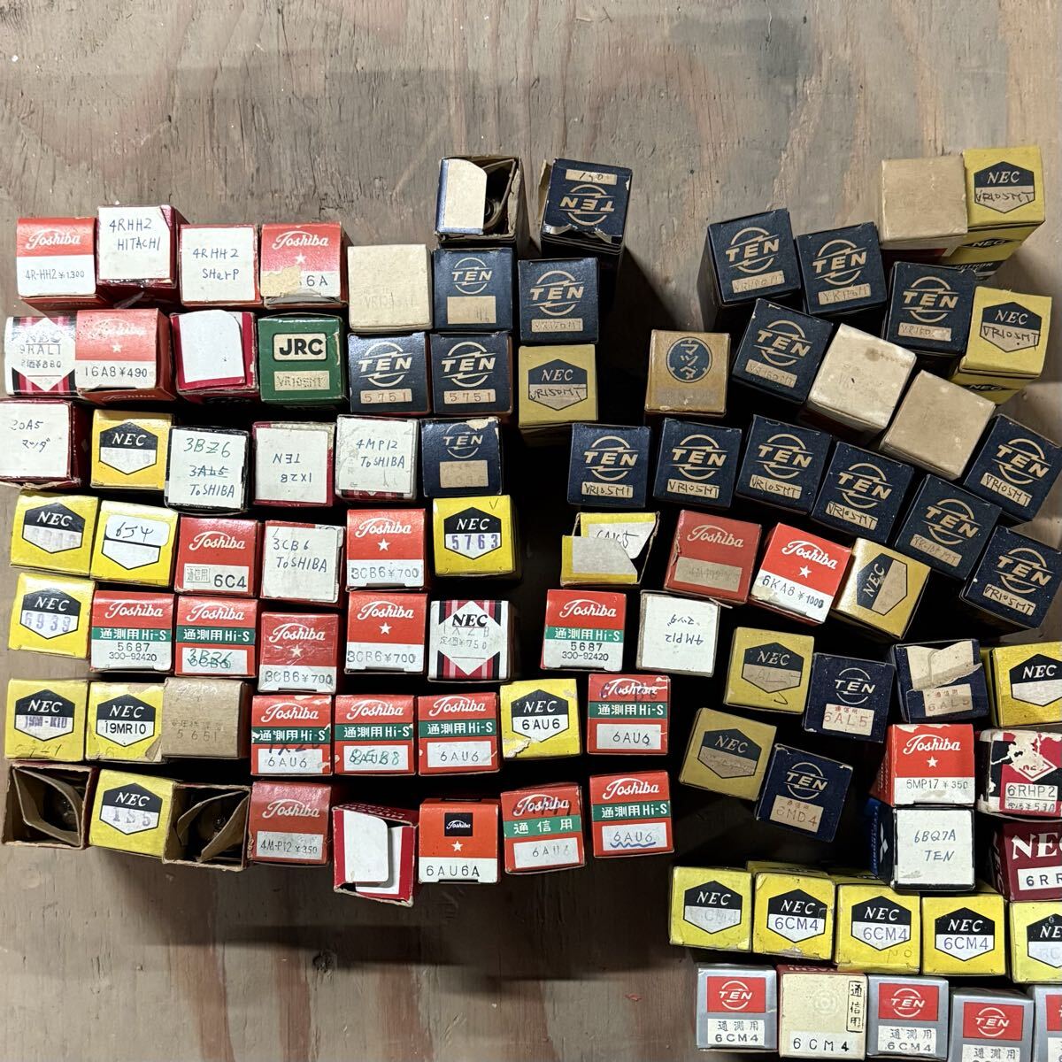 Hitachi RCA Toshiba Mazda NEC Mitsubishi National JRC Vacuum Tubes Lot of 240+ Unverified (untested) [v1228906189]