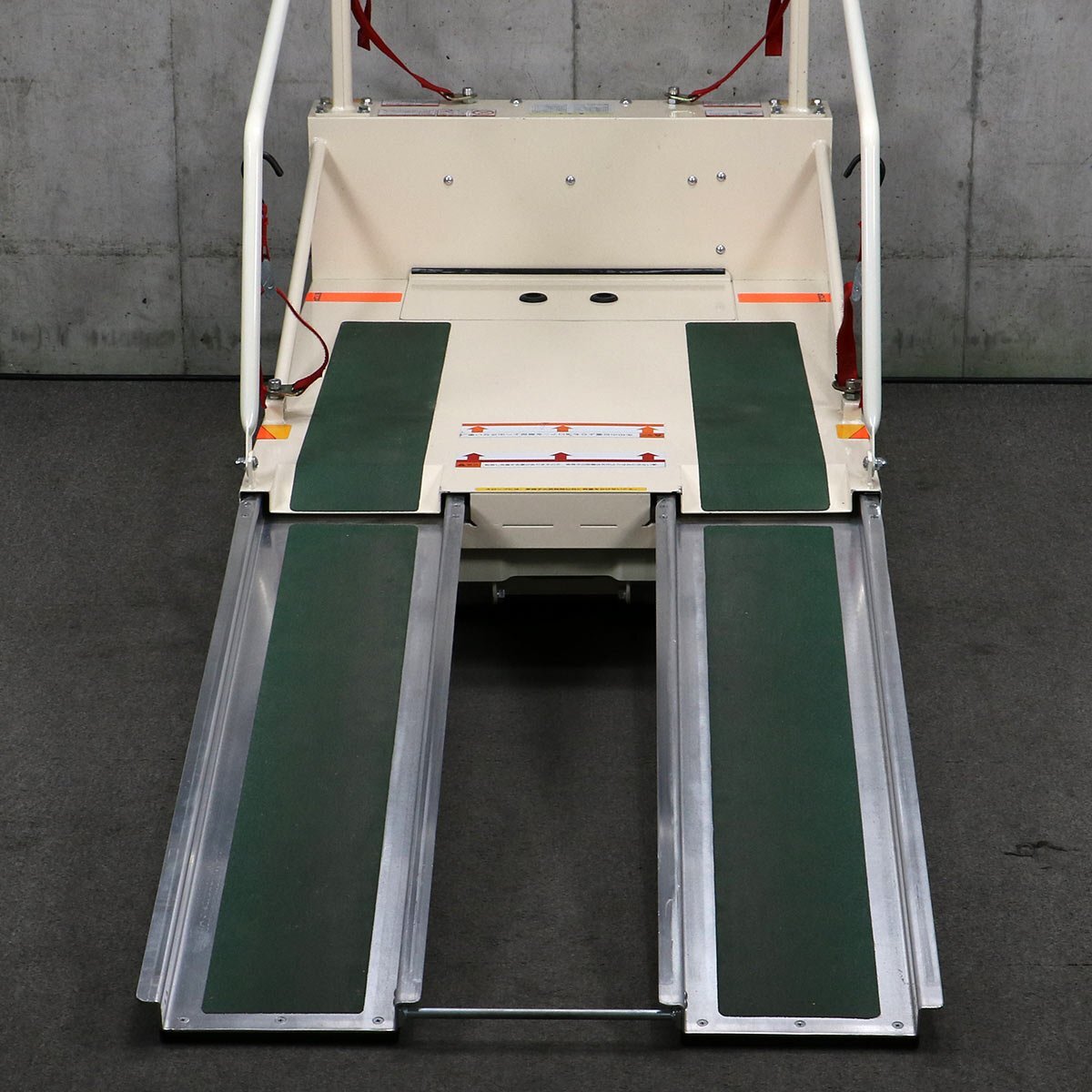 Sunwa TRE-52 Battery Powered Wheelchair Stair Lift (as-is) [v1230573014]