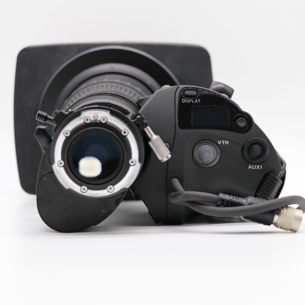 Canon HJ11ex4.7B IASE 2/3 inch B4 HD Broadcast Short Zoom Lens (as-is) [u1230852575]