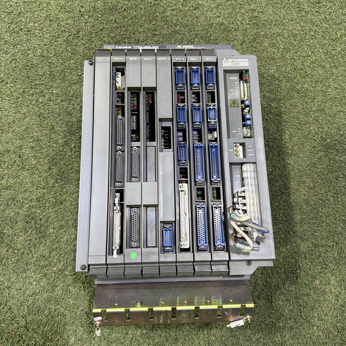 Mitsubishi Electric Meldas FCA320HWM2-1 CNC Unit Set [m1231265513]