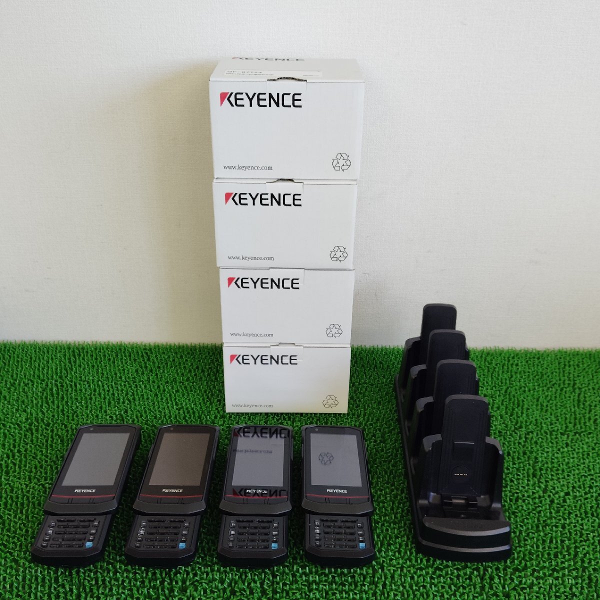 Keyence DX-A400 DX-KE1 OP-87724 DX-UC4 Handheld Terminal Set [r1232082616]