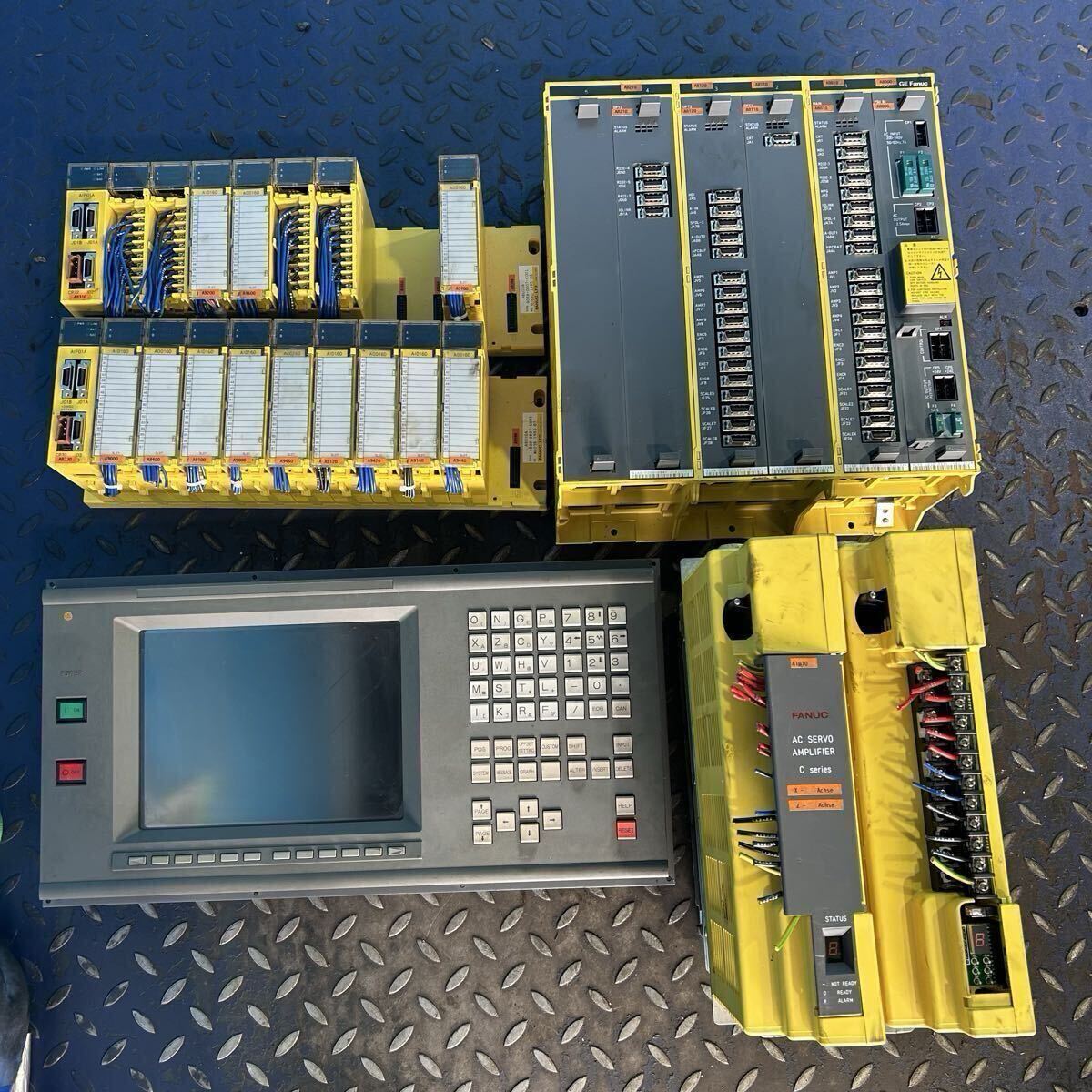 FANUC A06B-6066-H244 Electronic Parts 12 pcs (for parts or not working) [m1233761751]