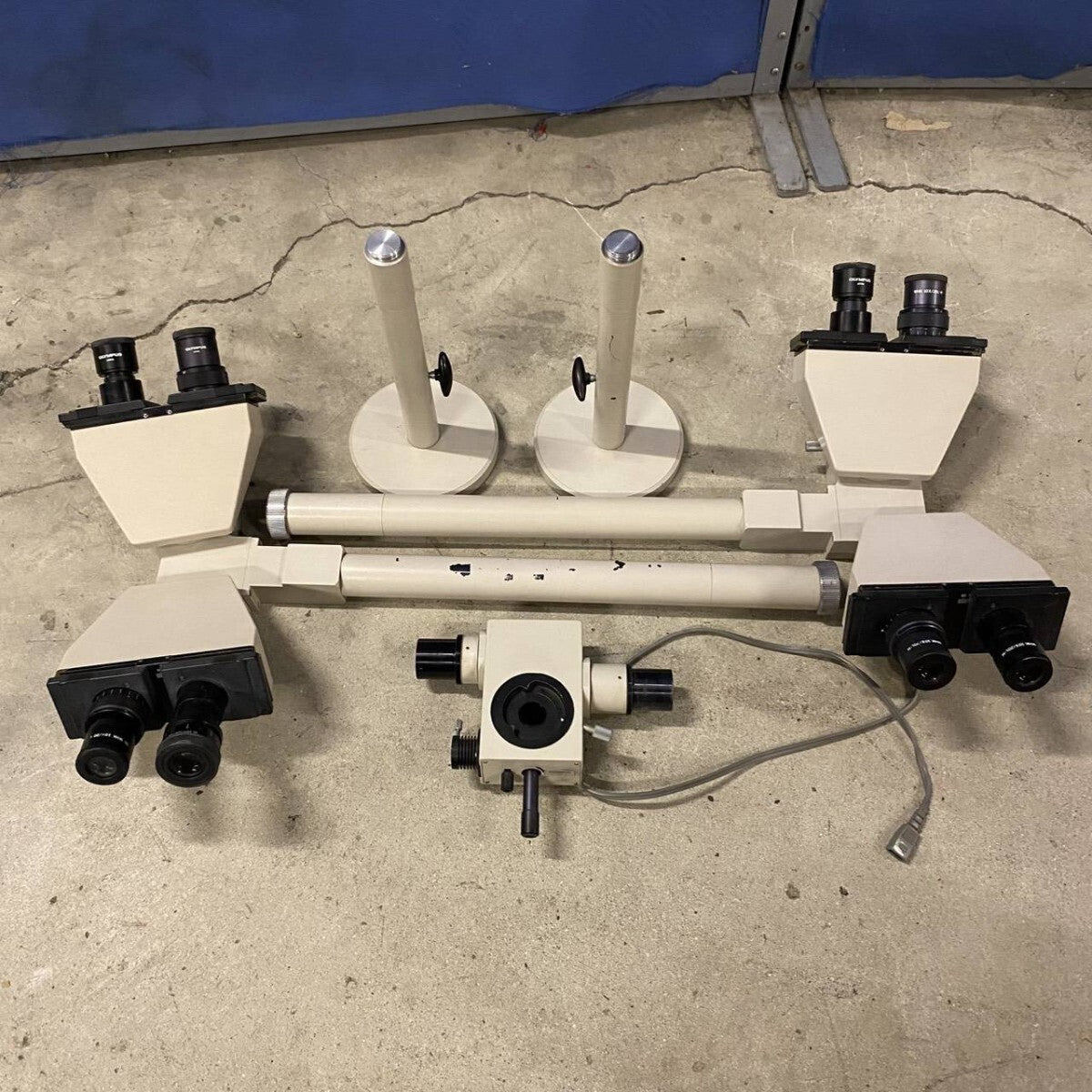 OLYMPUS Multi-User Observation Microscope Unit Educational Research (as-is) [p1233897779]