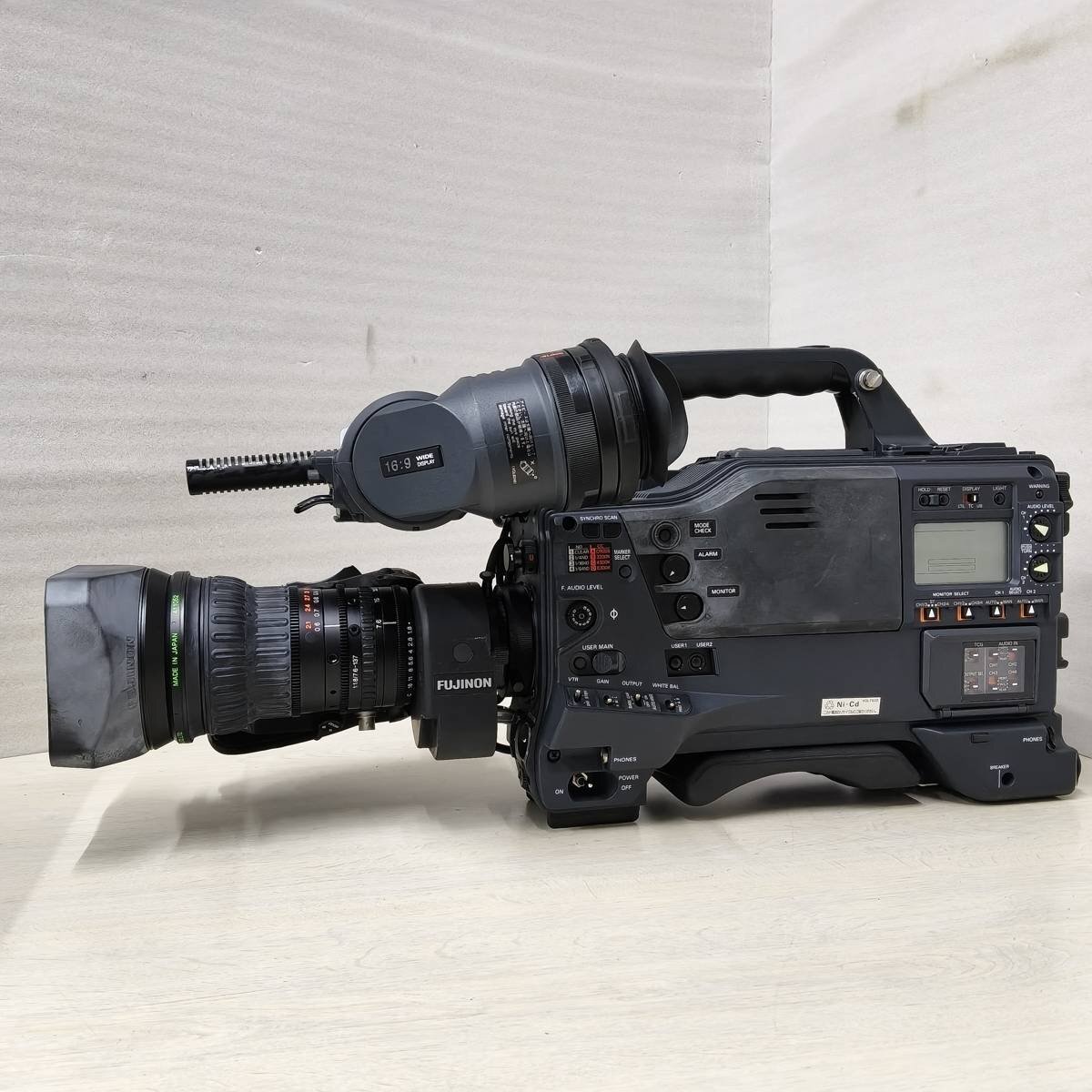 Panasonic AJ-SDX900 Professional Camera Recorder [s1234148294]