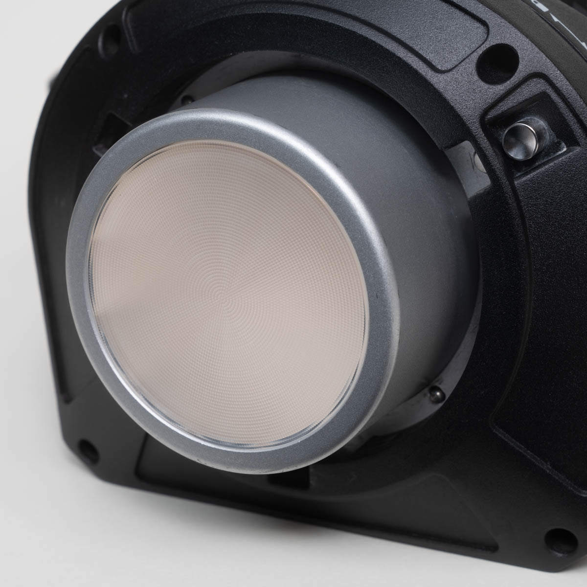 Aputure LS 600c Pro LED Light [e1235810815]