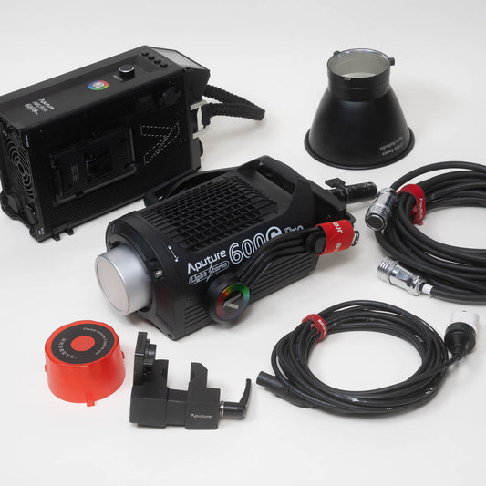 Aputure LS 600c Pro Color LED Light [t1235794344]