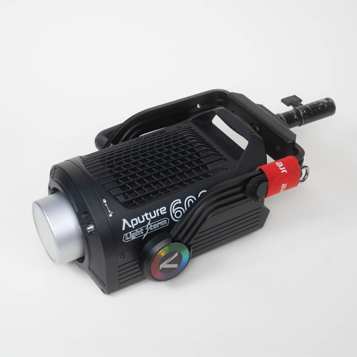 Aputure LS 600c Pro Color LED Light [t1235794344]