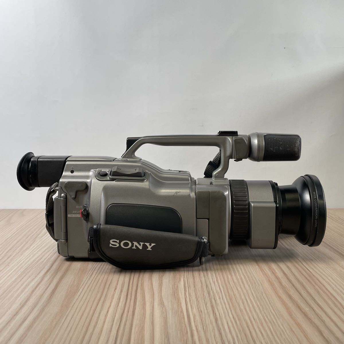 SONY DCR-VX1000 Digital Video Camera Recorder with Hard Case 3CCD (as-is) [q1236188713]