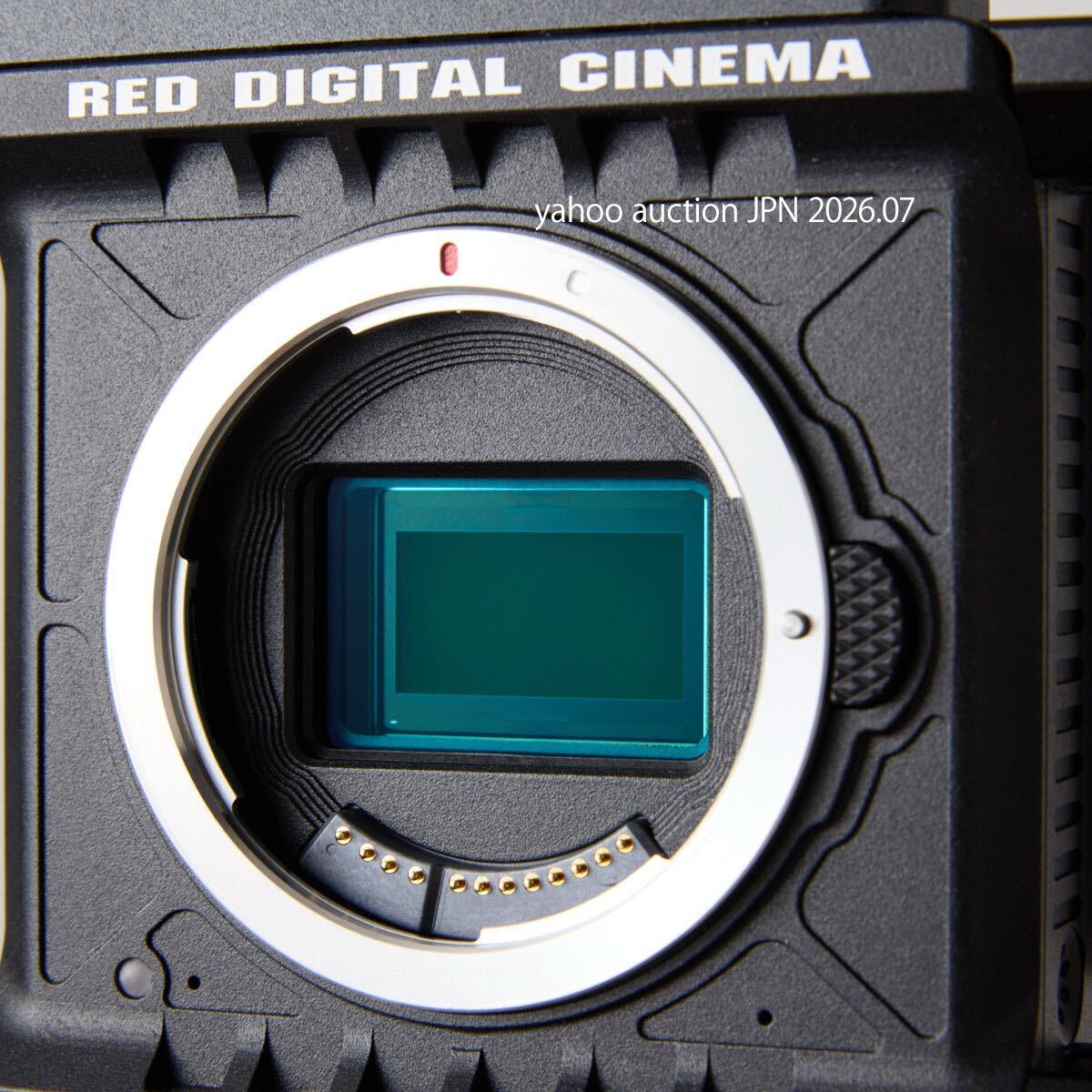 RED Komodo 6K Digital Cinema Camera Complete Kit [o1236789541]