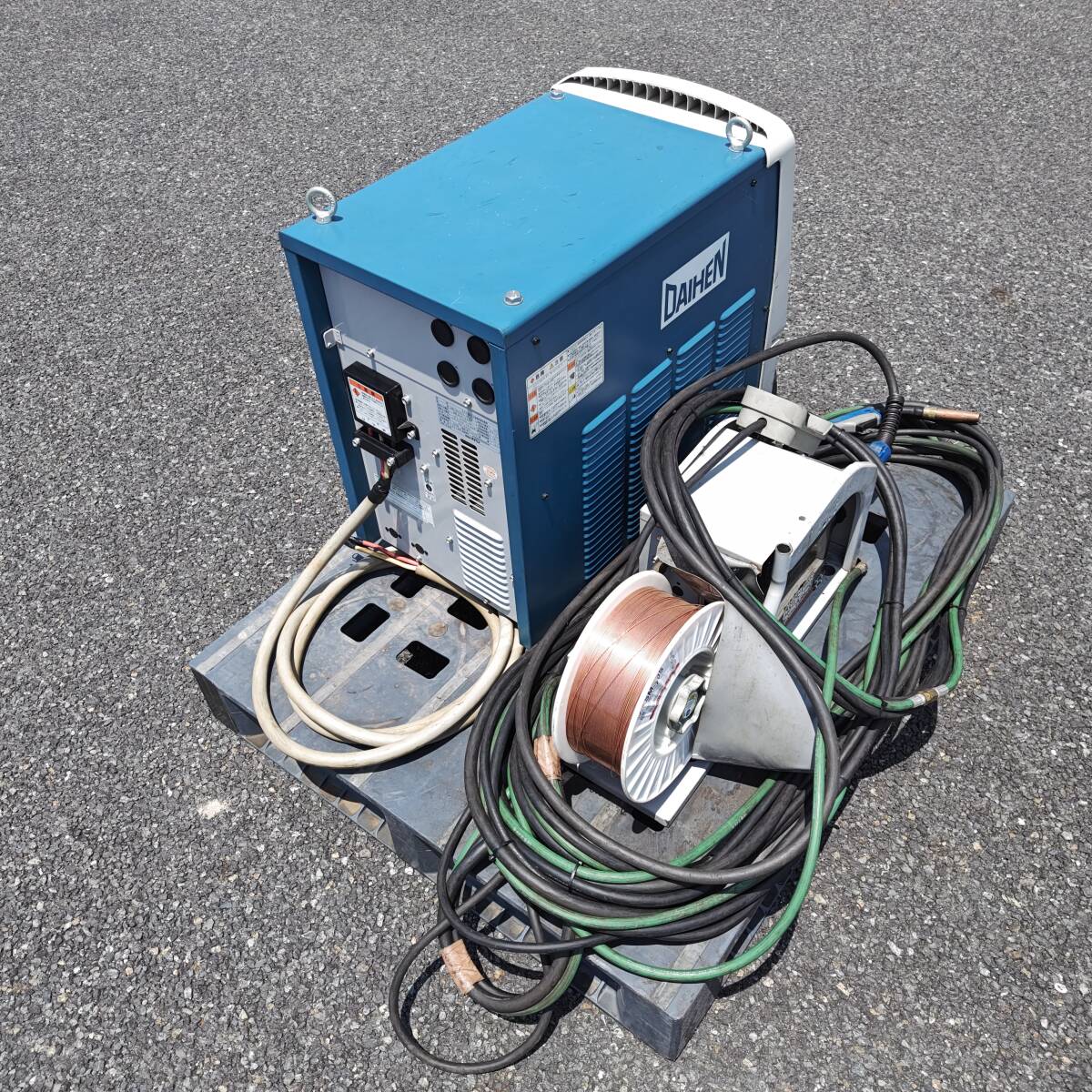 Daihen WB-M350L CO2/MAG Semi-Automatic Welder with CMV-7402 Wire Feeder 200V [e1237061140]