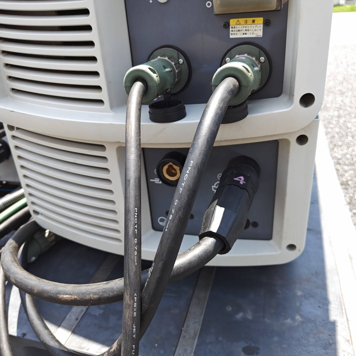 Daihen WB-M350L CO2/MAG Semi-Automatic Welder with CMV-7402 Wire Feeder 200V [e1237061140]