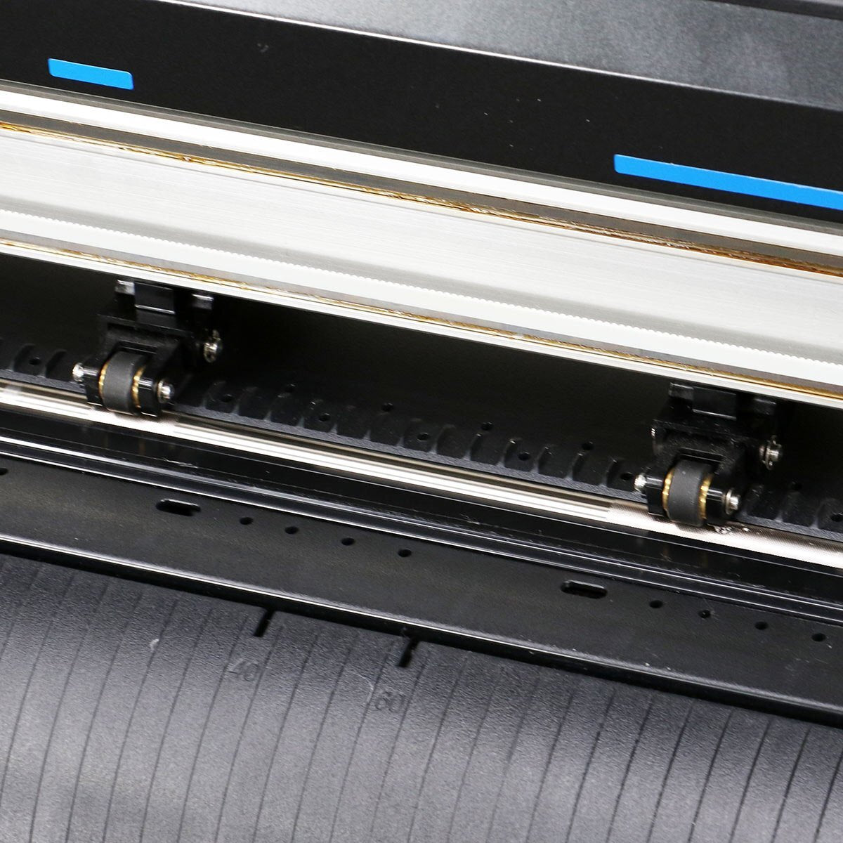 GRAPHTEC CE7000-60 Cutting Plotter (as-is) [q1237288730]
