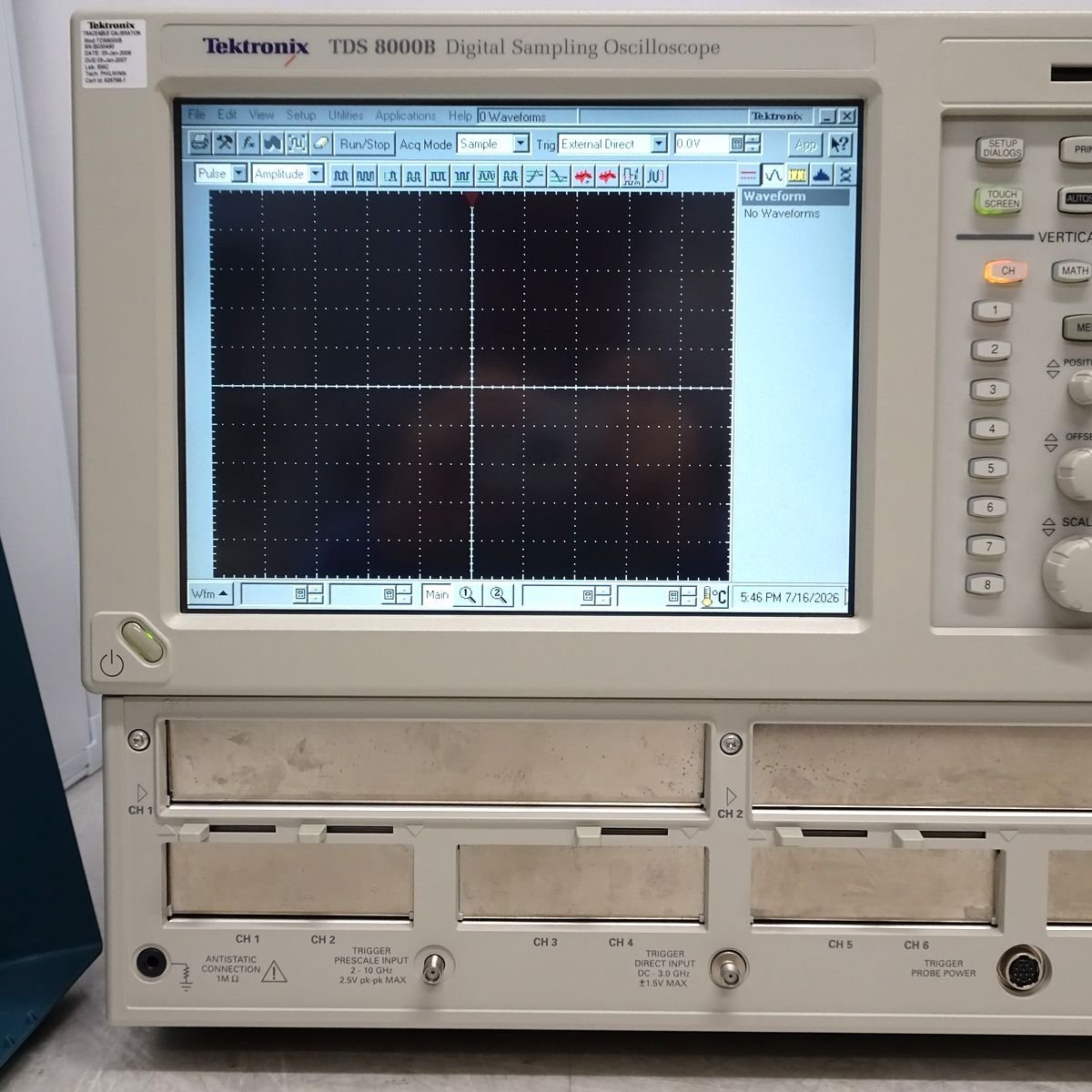 Tektronix TDS8000B Digital Oscilloscope (as-is) [x1237897645]