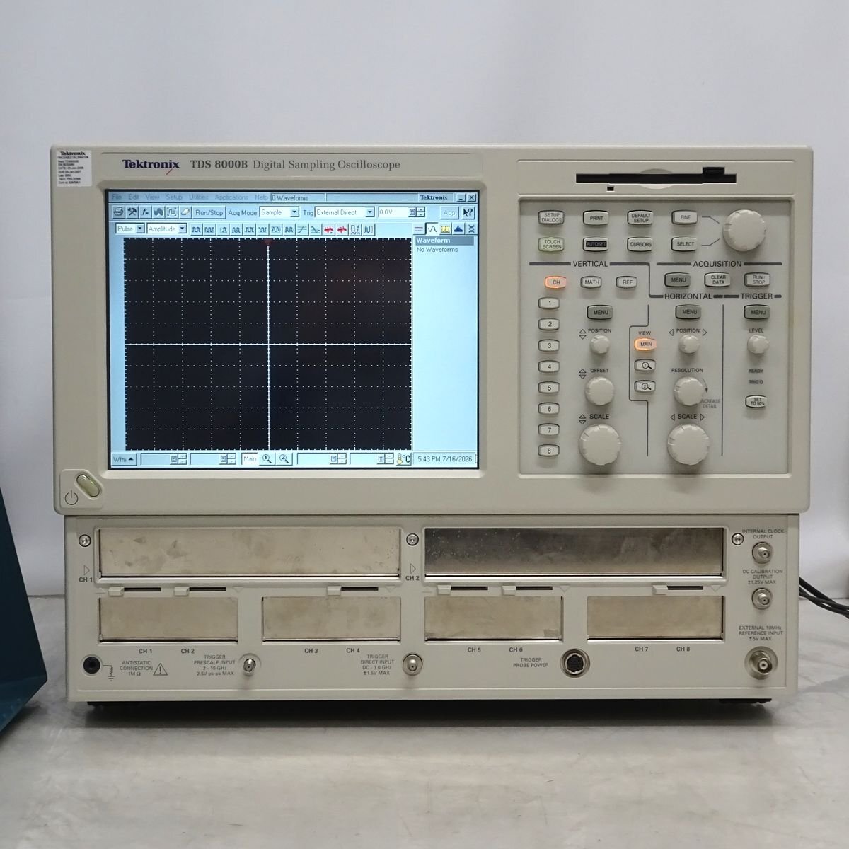 Tektronix TDS8000B Digital Oscilloscope (as-is) [x1237897645]