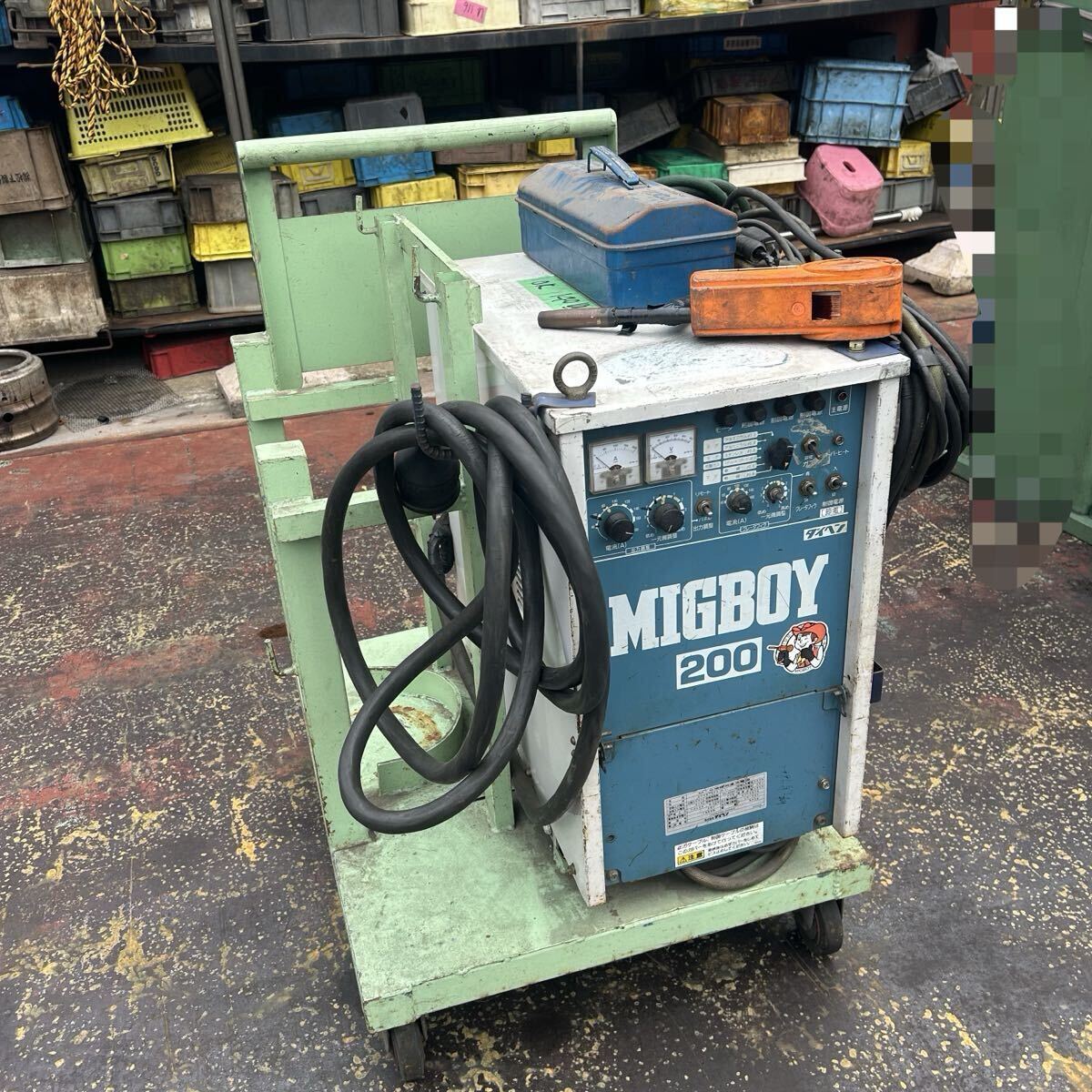 Daihen BOY200 Semi-Automatic Welding Machine 200V 50/60Hz with Cart [f1238168154]