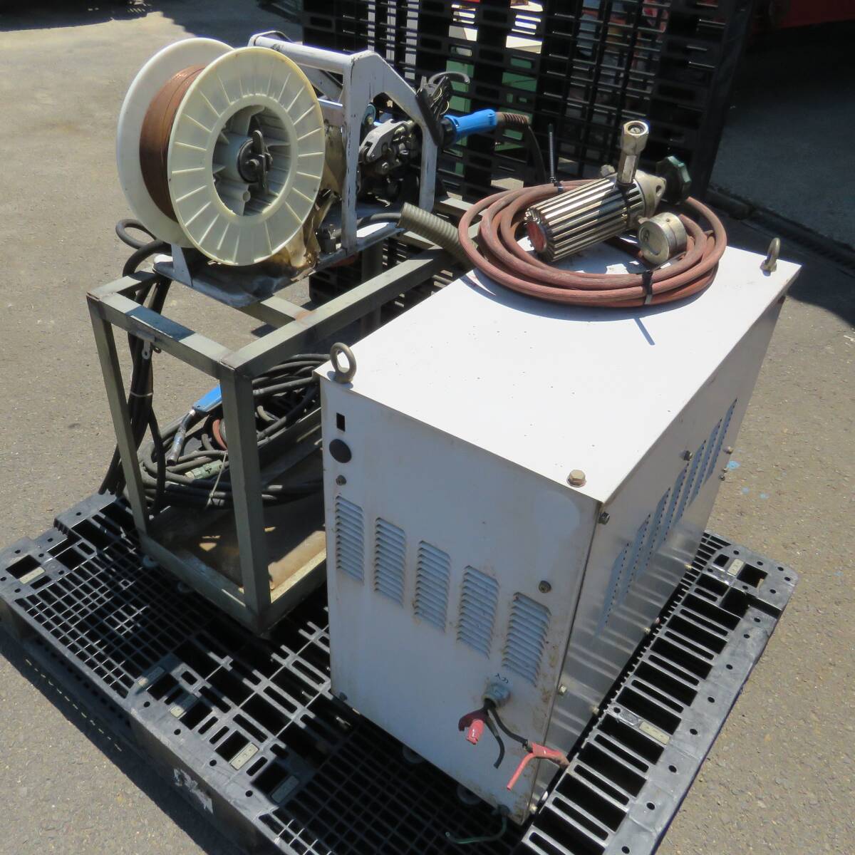 Daihen CPXS-200 Welding Machine with Wire Feed Unit CM-231 (for parts or not working) [k1238221992]