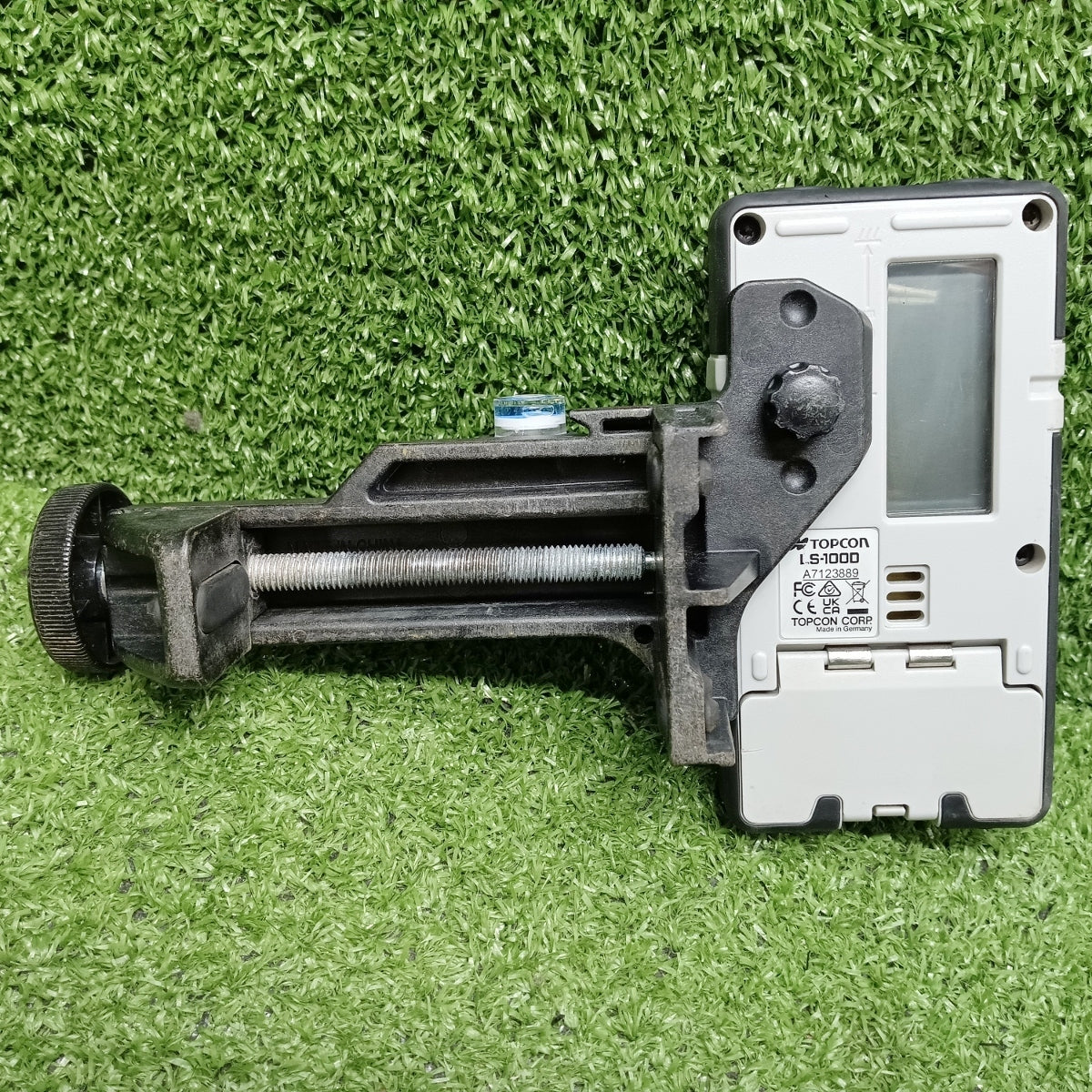 Topcon RL-H5A LS-100D Rotating Laser with Digital Receiver and Tripod [p1241064963]