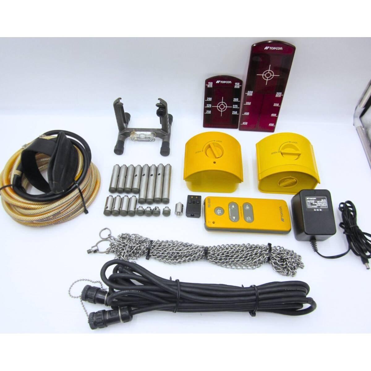 Topcon TP-L3S Pipe Laser with RC-200 Remote and Targets [1241109049]