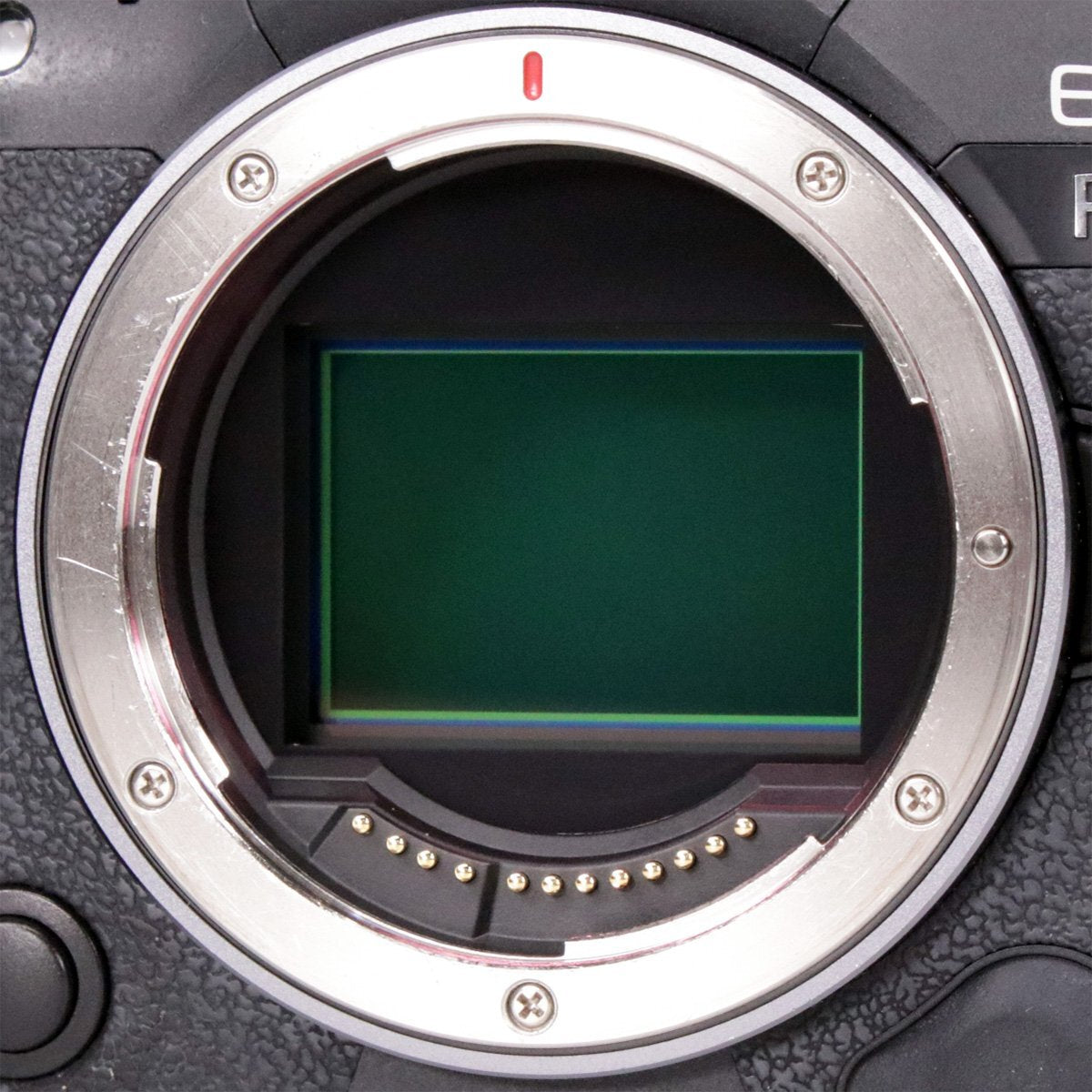 Canon EOS R5 Mirrorless Camera Body Shutter Count Under 119800 [m1241266478]