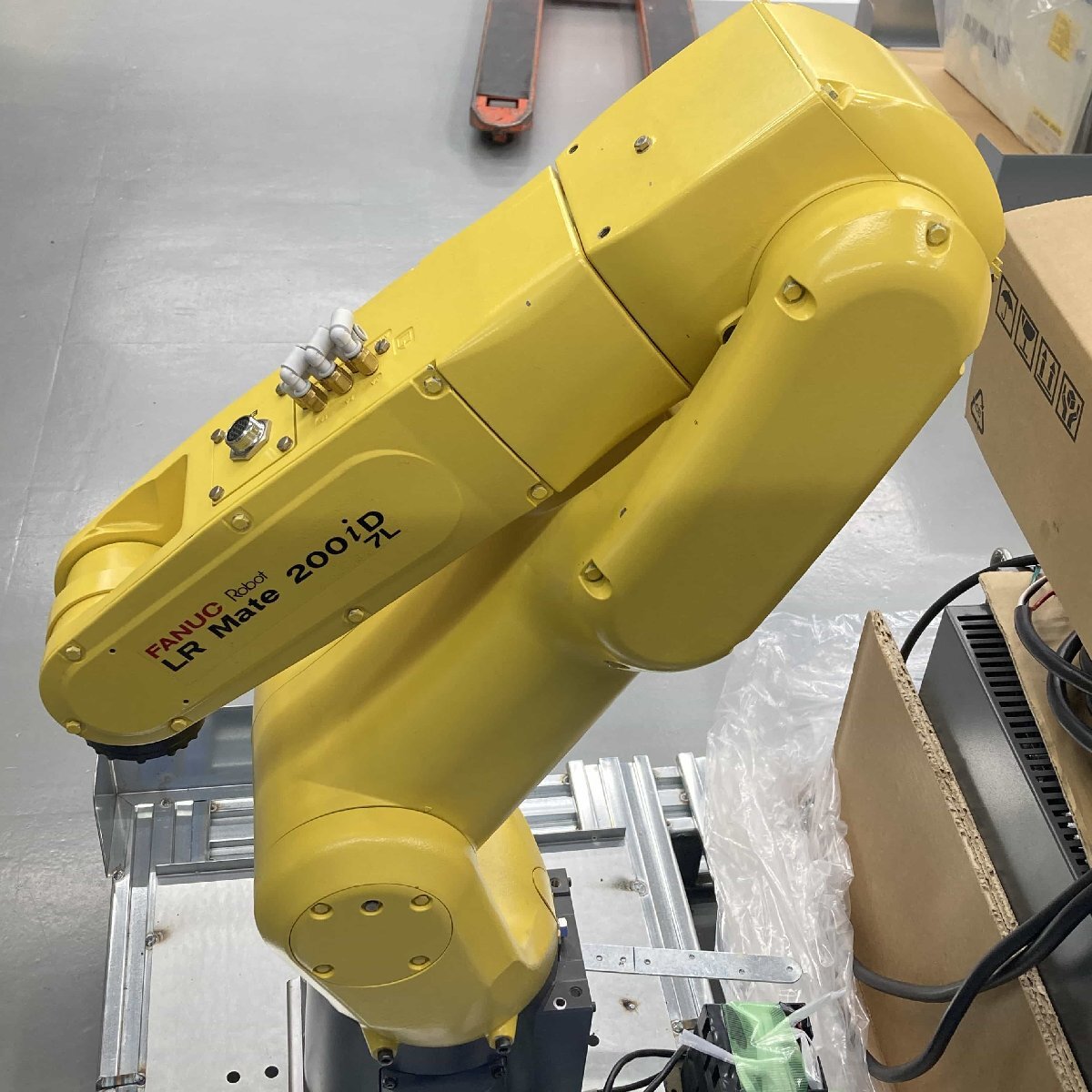 Fanuc LR Mate 200iD/7L Industrial Robot 2017 [d1241331789]