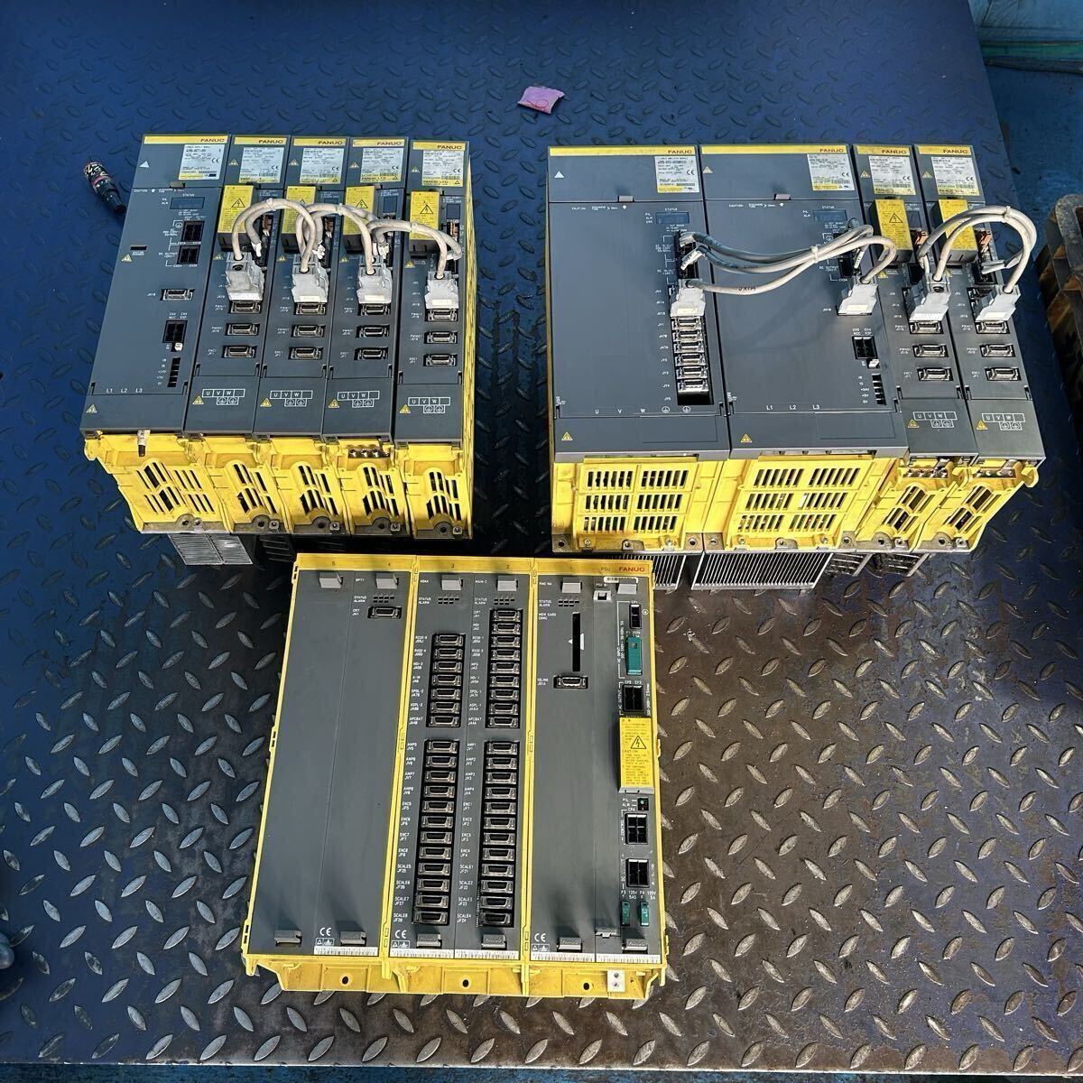 FANUC A02B-6077-H111 Electronic Component Amplifier 55kg (for parts or not working) [c1241454368]