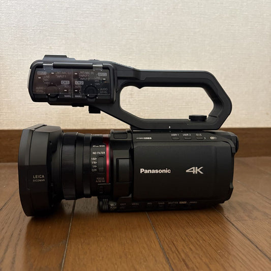 Panasonic HC-X2000 Professional Video Camera 4K with Accessories [f1241900420]